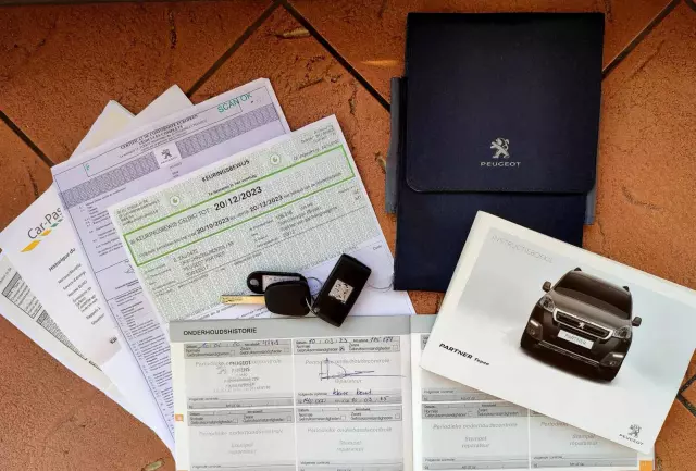 PEUGEOT Partner Tepee 110 Stop&Start Allure