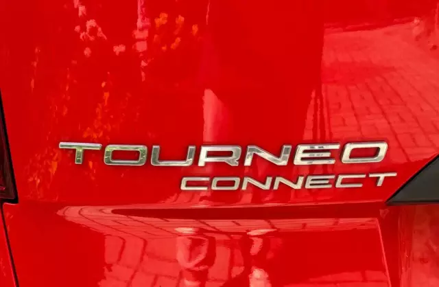 FORD Tourneo Connect 
