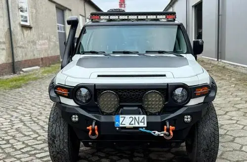 TOYOTA FJ Cruiser 