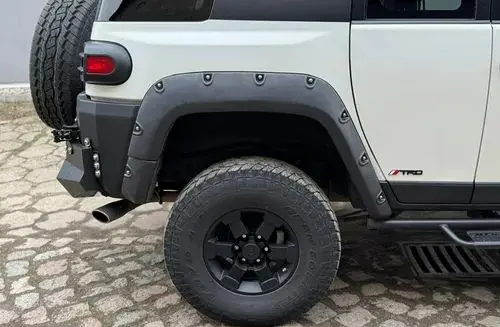 TOYOTA FJ Cruiser 