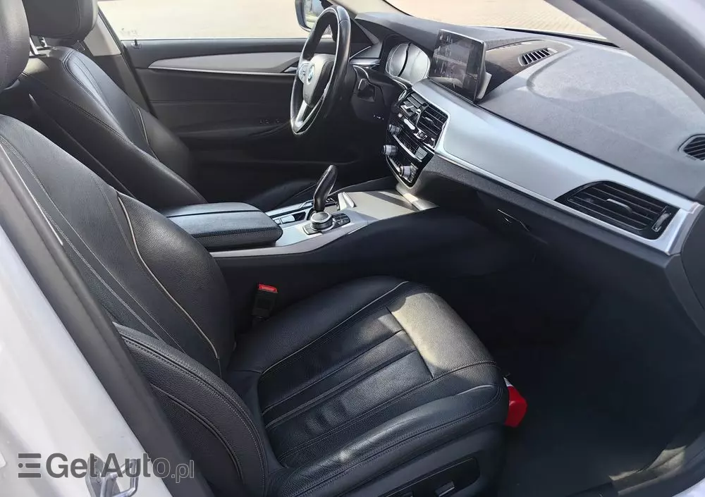 BMW Seria 5 518d Business Edition