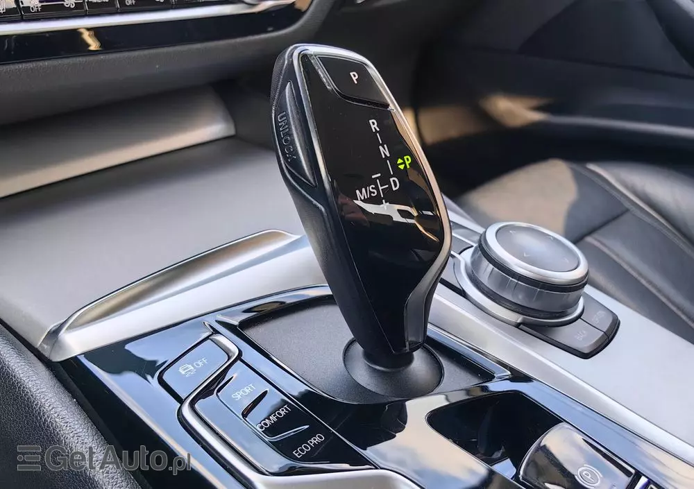 BMW Seria 5 518d Business Edition