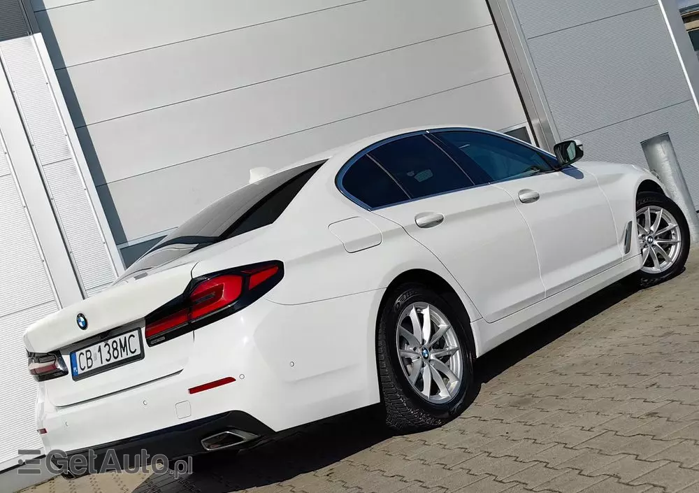 BMW Seria 5 518d Business Edition