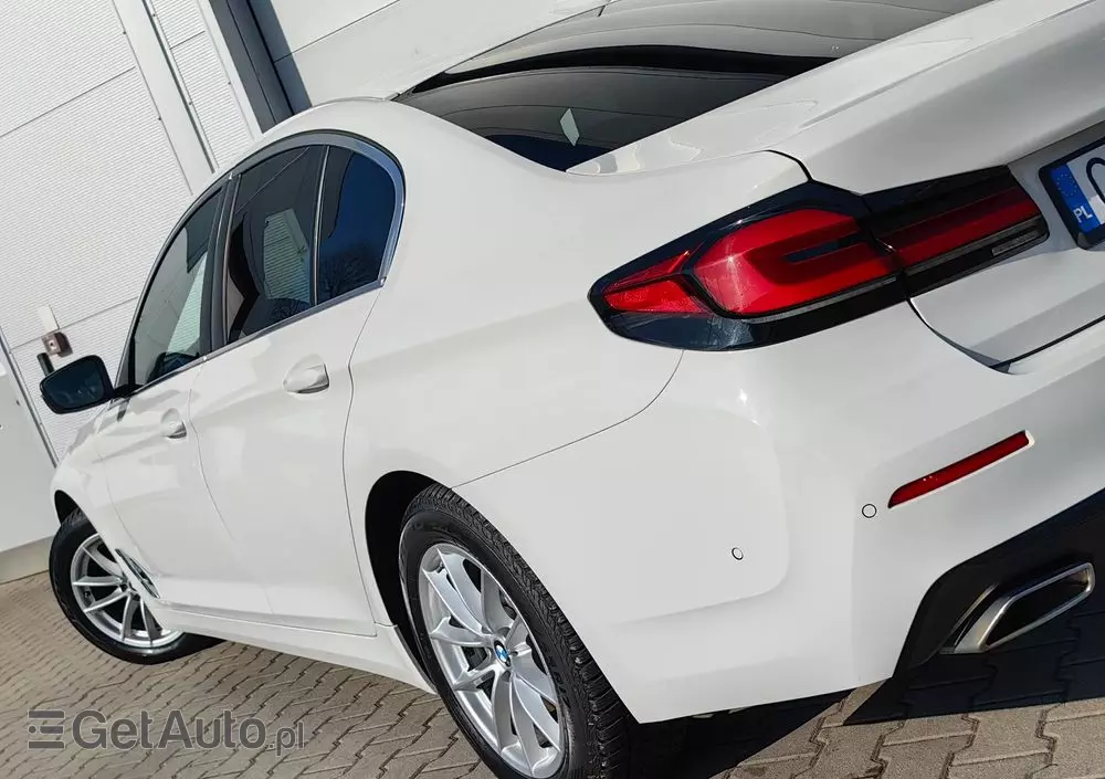 BMW Seria 5 518d Business Edition