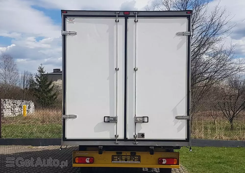 RENAULT MASTER KONTENER 8EP 4,21x2,23x2,22 KLIMA KRAJOWY MANUAL  6-BIEGÓW 