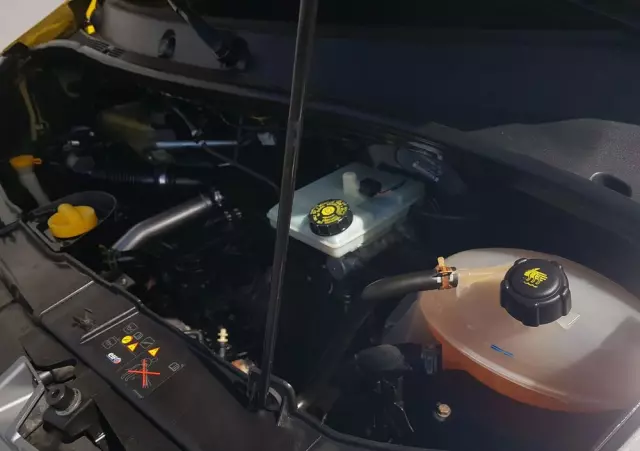 RENAULT MASTER KONTENER 8EP 4,21x2,23x2,22 KLIMA KRAJOWY MANUAL  6-BIEGÓW 