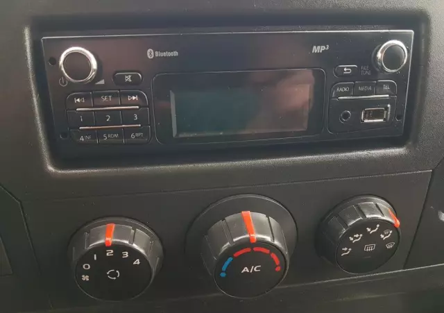 RENAULT MASTER KONTENER 8EP 4,21x2,23x2,22 KLIMA KRAJOWY MANUAL  6-BIEGÓW 