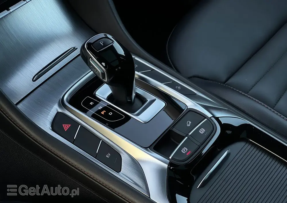 MG HS PHEV Luxury