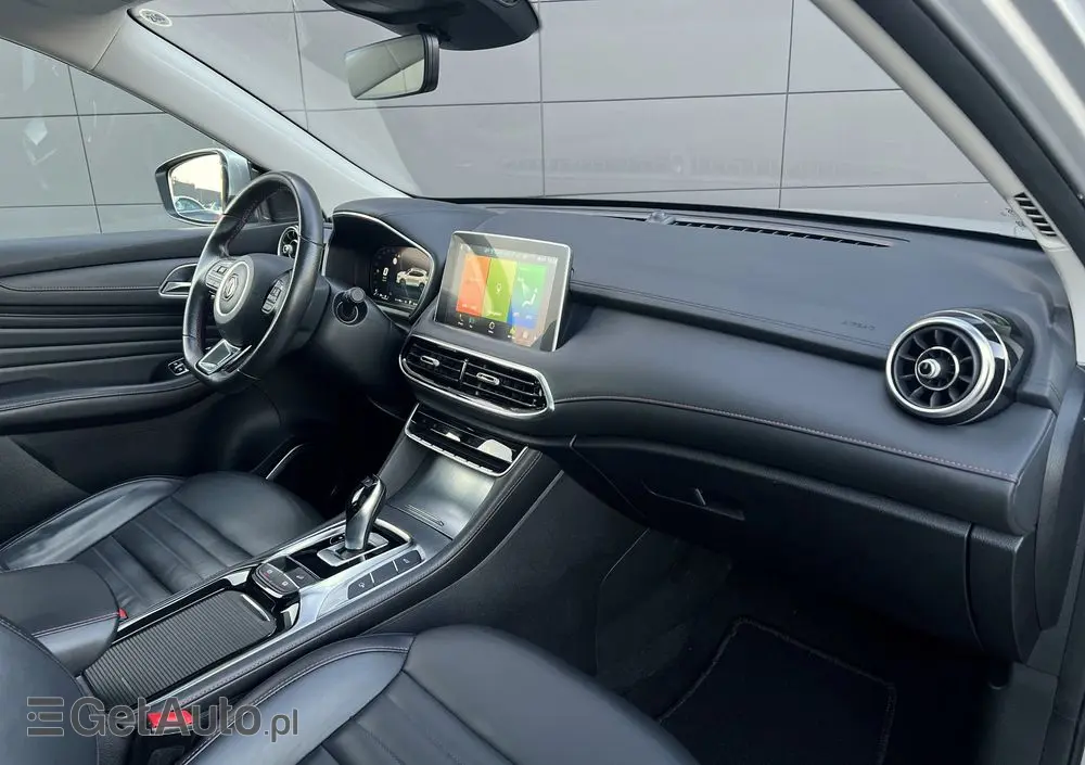 MG HS PHEV Luxury