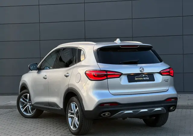 MG HS PHEV Luxury