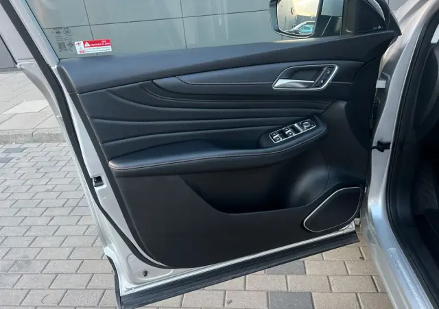 MG HS PHEV Luxury