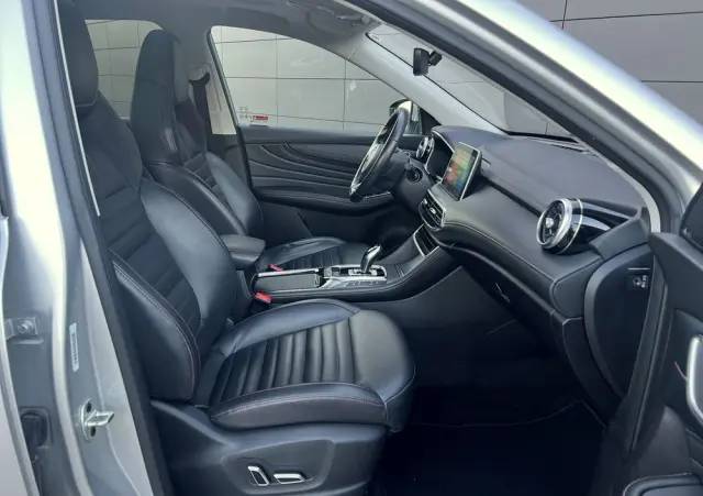 MG HS PHEV Luxury