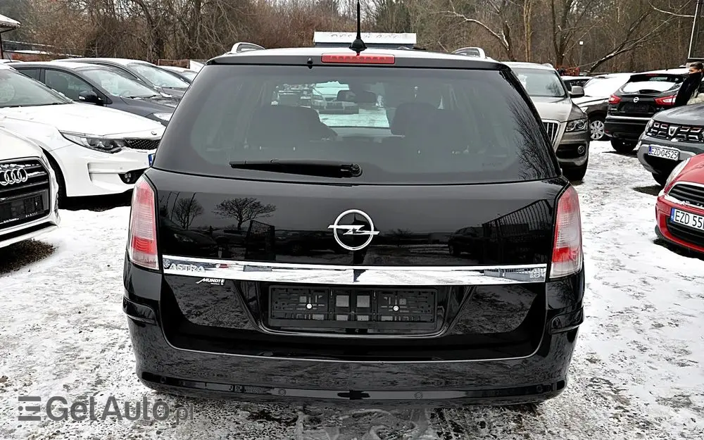 OPEL Astra 1.8 Automatik Cosmo