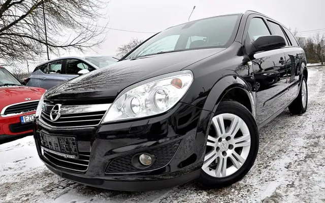 OPEL Astra 1.8 Automatik Cosmo