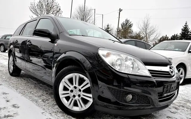 OPEL Astra 1.8 Automatik Cosmo