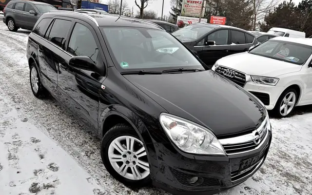 OPEL Astra 1.8 Automatik Cosmo