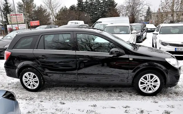 OPEL Astra 1.8 Automatik Cosmo