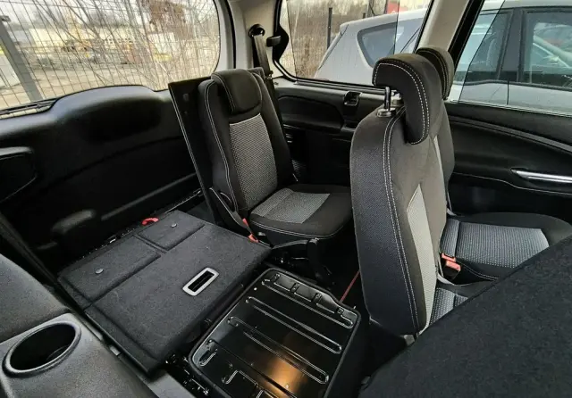 FORD Galaxy 2.0 TDCi Ghia