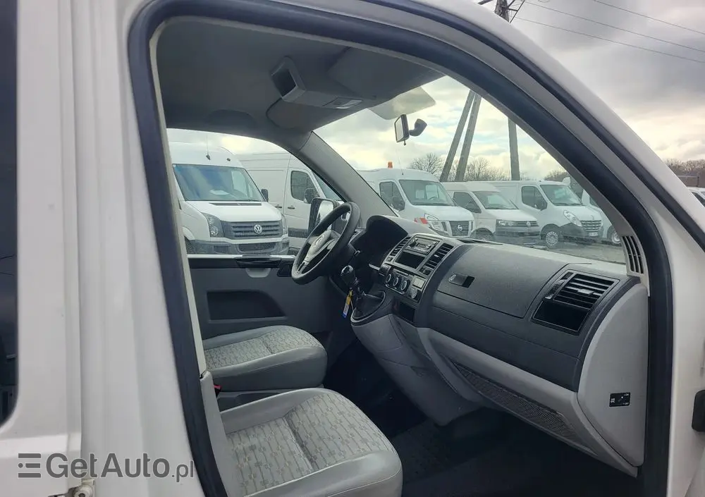 VOLKSWAGEN Transporter t5 lift doka klima stan idealny 