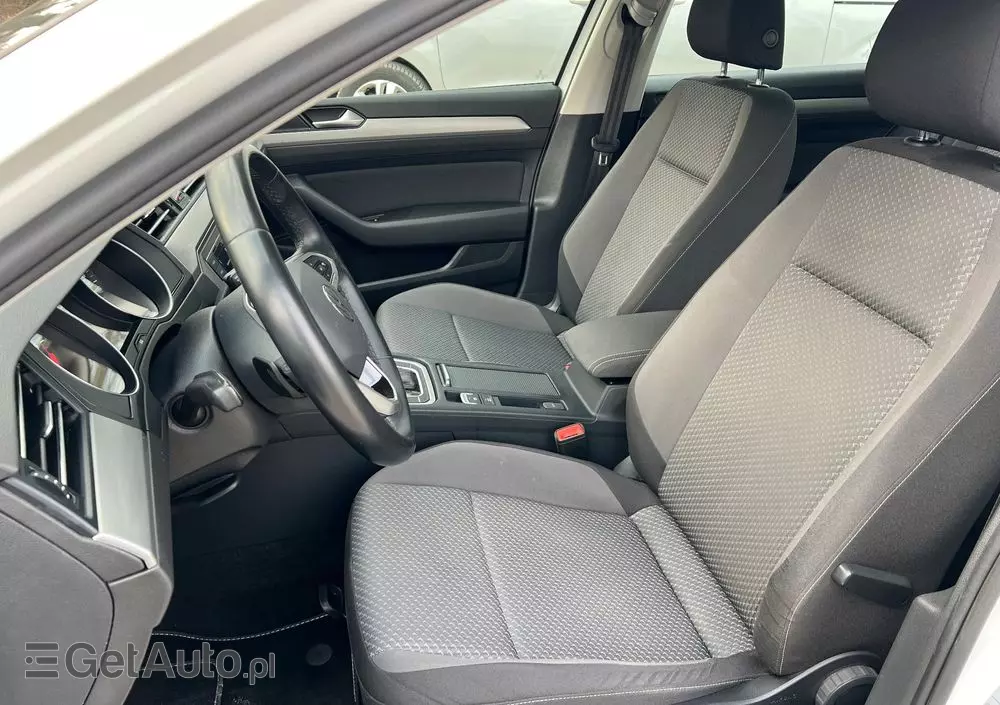 VOLKSWAGEN Passat 2.0 TDI EVO Business DSG