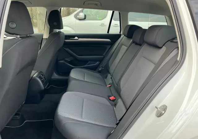 VOLKSWAGEN Passat 2.0 TDI EVO Business DSG