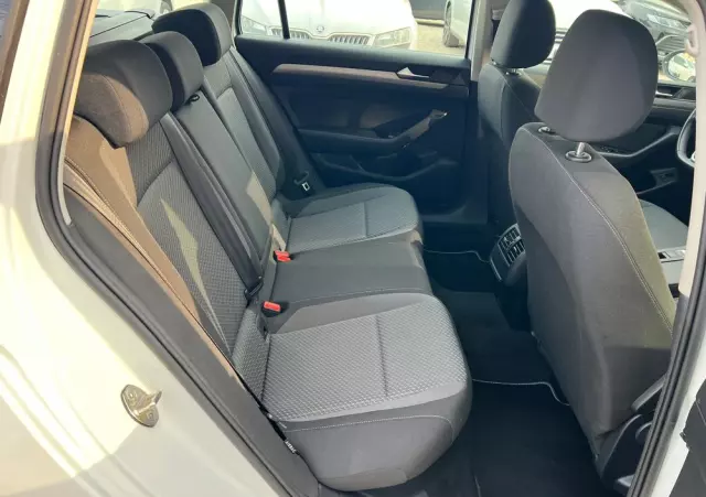 VOLKSWAGEN Passat 2.0 TDI EVO Business DSG