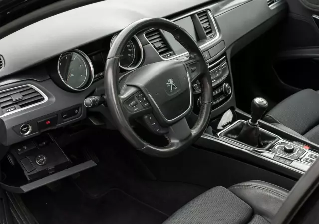 PEUGEOT 508 SW HDi FAP 140 Business-Line