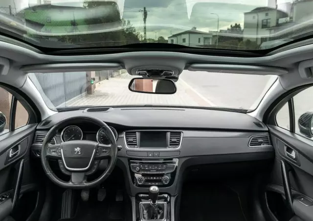 PEUGEOT 508 SW HDi FAP 140 Business-Line