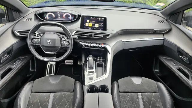 PEUGEOT 3008 GT 180 Aut.