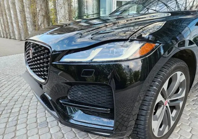 JAGUAR F-Pace P250 AWD S