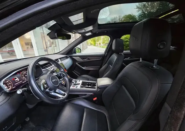 JAGUAR F-Pace P250 AWD S