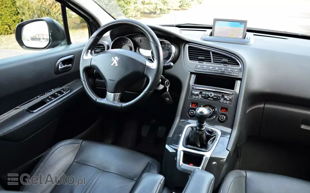 PEUGEOT 5008 HDI 115 Active