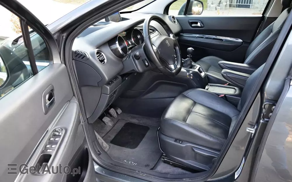 PEUGEOT 5008 HDI 115 Active