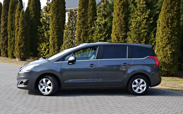 PEUGEOT 5008 HDI 115 Active