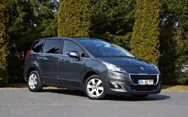PEUGEOT 5008 HDI 115 Active