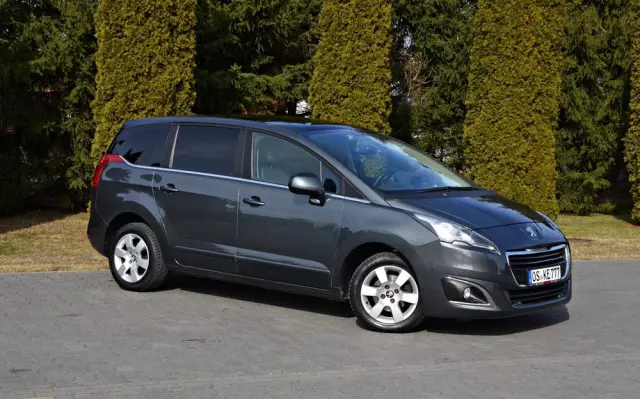 PEUGEOT 5008 HDI 115 Active
