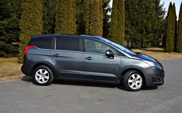 PEUGEOT 5008 HDI 115 Active