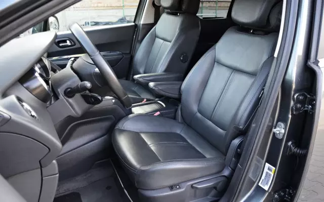 PEUGEOT 5008 HDI 115 Active