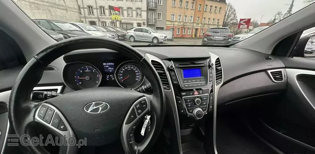 HYUNDAI I30 
