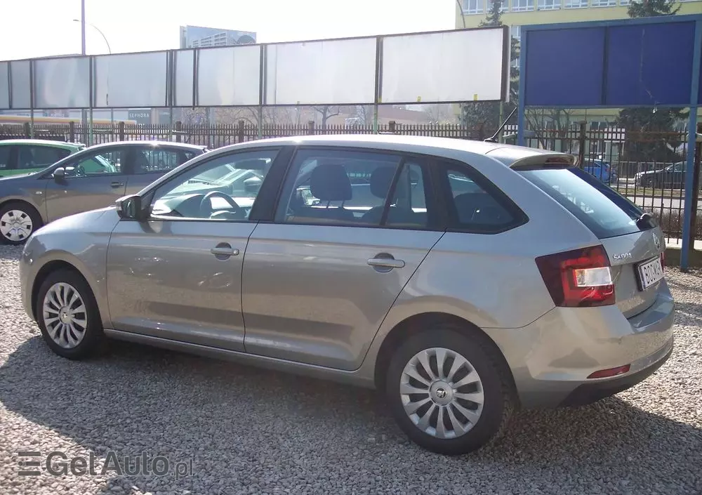 SKODA RAPID 1.0 TSI Ambition