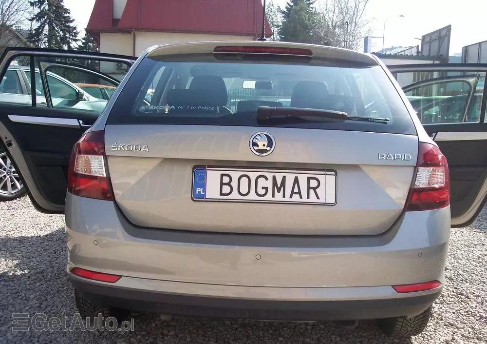 SKODA RAPID 1.0 TSI Ambition