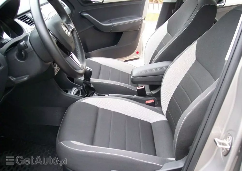 SKODA RAPID 1.0 TSI Ambition