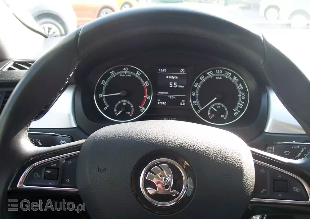 SKODA RAPID 1.0 TSI Ambition