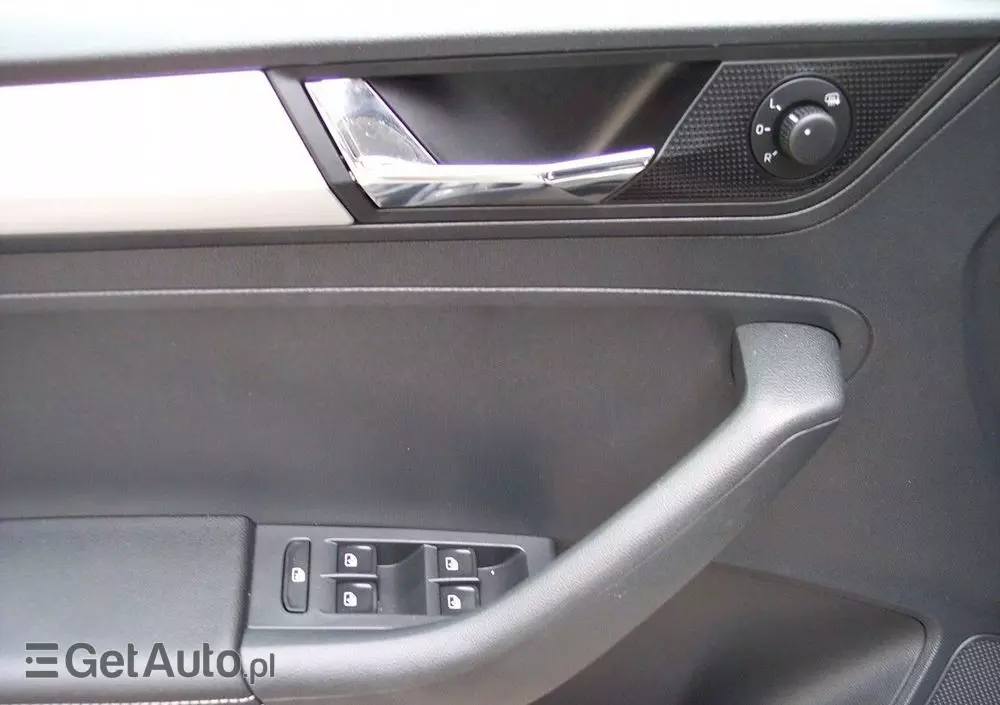 SKODA RAPID 1.0 TSI Ambition