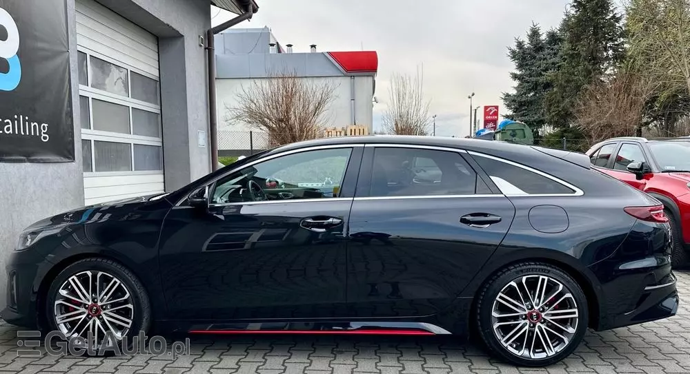 KIA ProCeed 1.6 T-GDI GT DCT