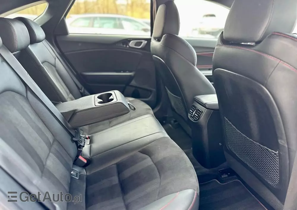 KIA ProCeed 1.6 T-GDI GT DCT