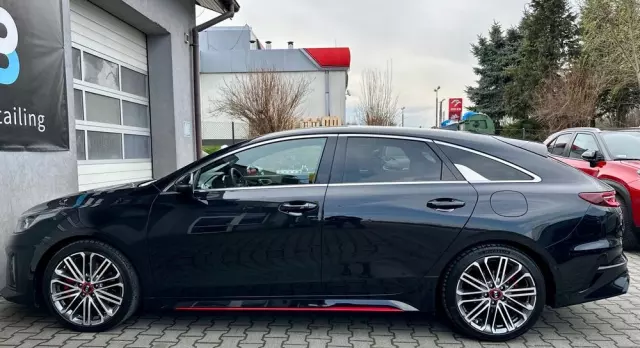 KIA ProCeed 1.6 T-GDI GT DCT
