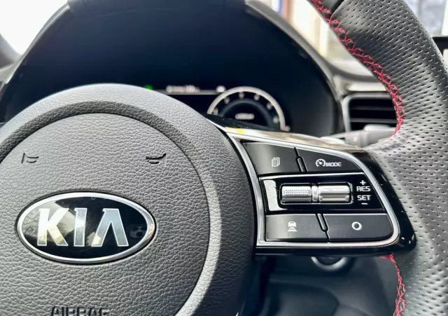 KIA ProCeed 1.6 T-GDI GT DCT