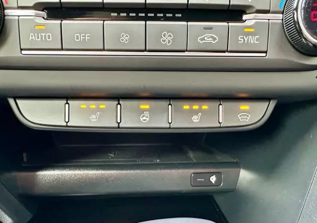 KIA ProCeed 1.6 T-GDI GT DCT