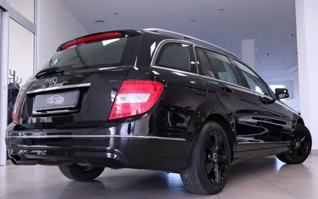 MERCEDES-BENZ Klasa C 200 CGI Automatik BlueEFFICIENCY Elegance